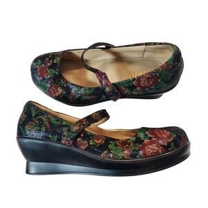 Alegria Women's 10.5 Mary Jane Platform Shoes Floral Black Wedge Comfort
